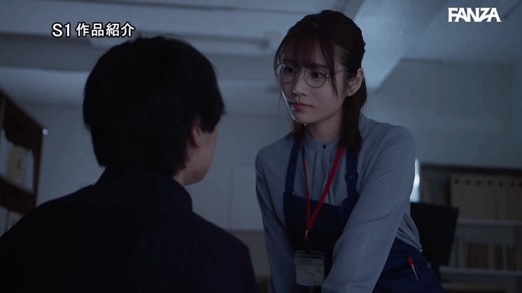 メガネの美人お姉さんにビンタされる。